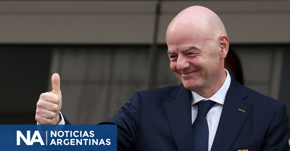 FIFA desmiente segundo cobro no informado de Infantino y defiende su transparencia financiera