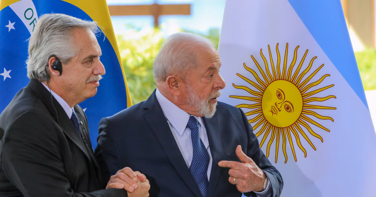 Fernández cuestiona spot de Lula por juego de palabras y revive polémica de 2021 sobre el origen de los brasileños