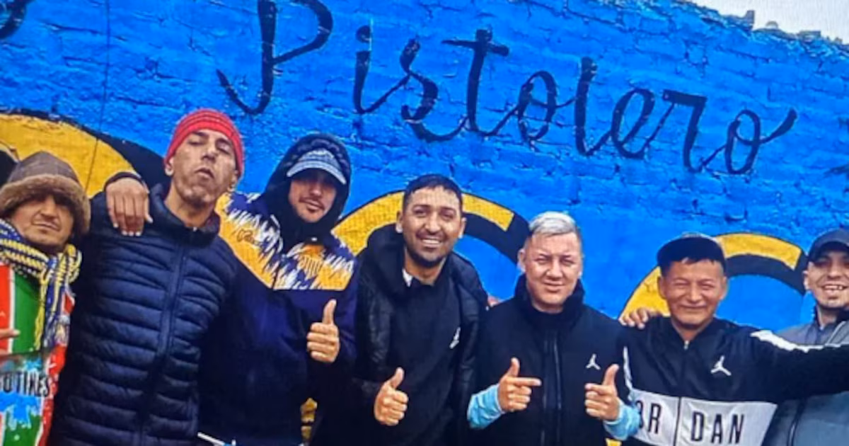 Con su líder prófugo, la barra de Racing designa a Darío Barzola como nuevo referente