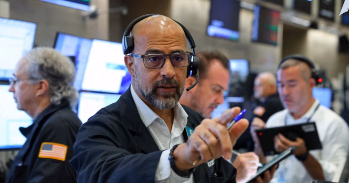 Mercados globales en terreno mixto: caída de Wall Street ante alza del petróleo y cautela por IA; el Merval registra pérdidas con avances en algunos ADRs