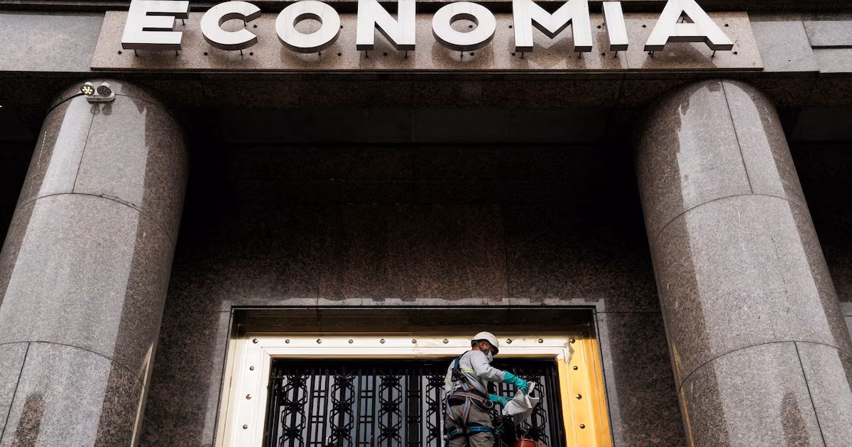 El Tesoro volvió a cierre con superávit en agosto y mantiene el rumbo hacia el objetivo FMI de 1,4% del PBI