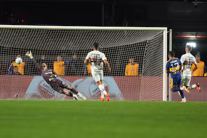Boca se afirma en Brasil y avanza a semifinales de la Sudamericana tras empatar 1-1 con São Paulo en Morumbí
