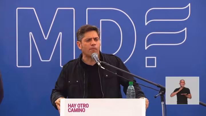 Kicillof acusa a Milei de provocar desorden económico y lanza un plan federal para 2027