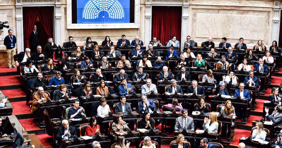 Sesión en Diputados: el Gobierno depende de aliados para sostener el DNU 70/2023, mientras la oposición apunta a lograr quórum