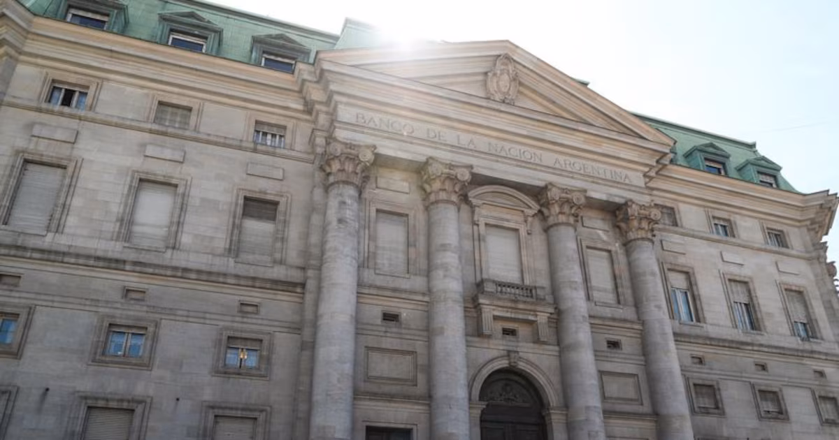 Banco Nación redefine condiciones para refinanciar deudas en mora y amplía plazos