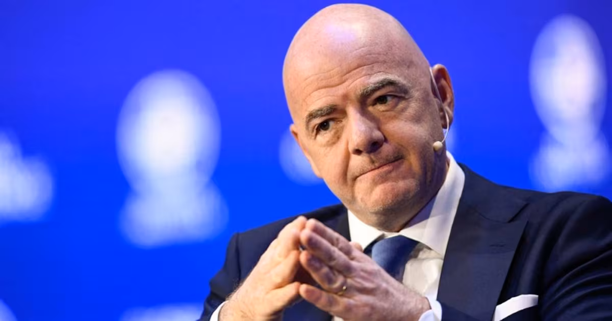 FIFA desmiente supuesto segundo salario de Infantino y subraya sus controles y auditorías