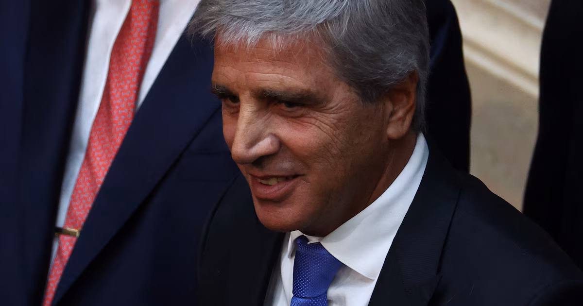 Caputo llega a Bangkok para avanzar en la revisión del FMI y definir el desembolso de USD 869 millones