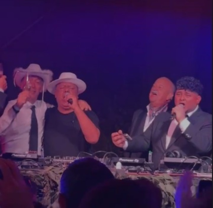Chiqui Tapia participó del casamiento de la hija de Toviggino en Santiago del Estero y dejó un momento musical junto a Luck Ra