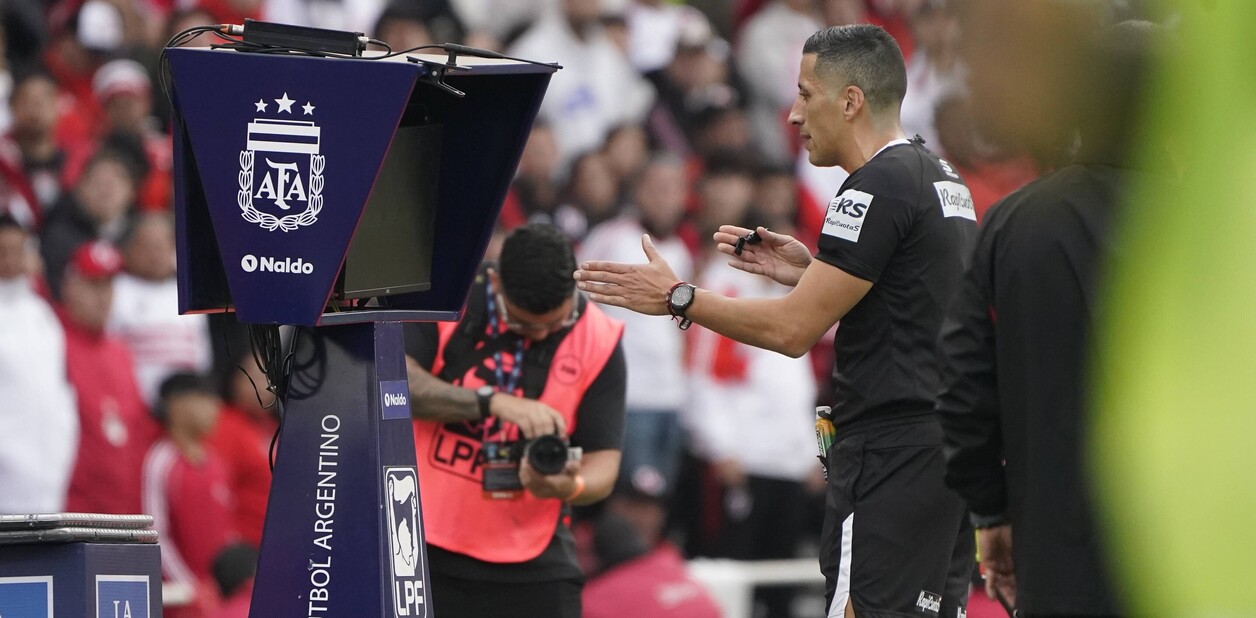 La controversia del VAR: River, 10 goles anulados en 2025-2026, y tres este mes, antes del Superclásico