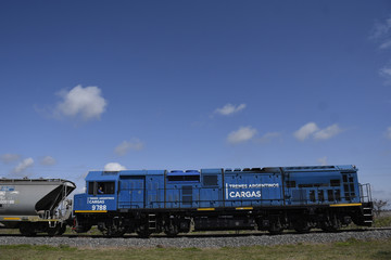 El Gobierno avanza con Belgrano Cargas y busca financiamiento privado para ramales del Norte, ante reclamos de Sáenz