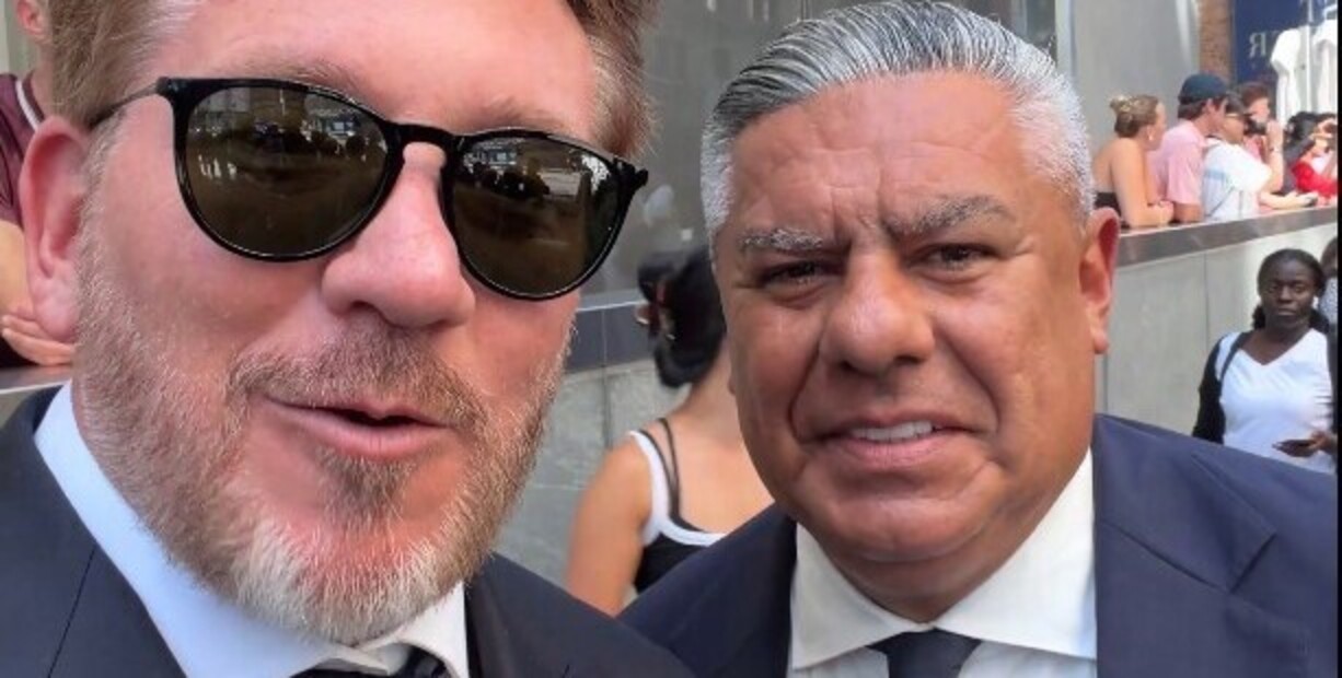 Investigado por corrupción, Claudio Tapia viaja a Suiza para una reunión de la FIFA tras escala en Paraguay