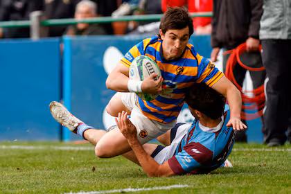Hindú remontó ante Rosario, quedó tercero y avanzó a semis, evitando a Newman