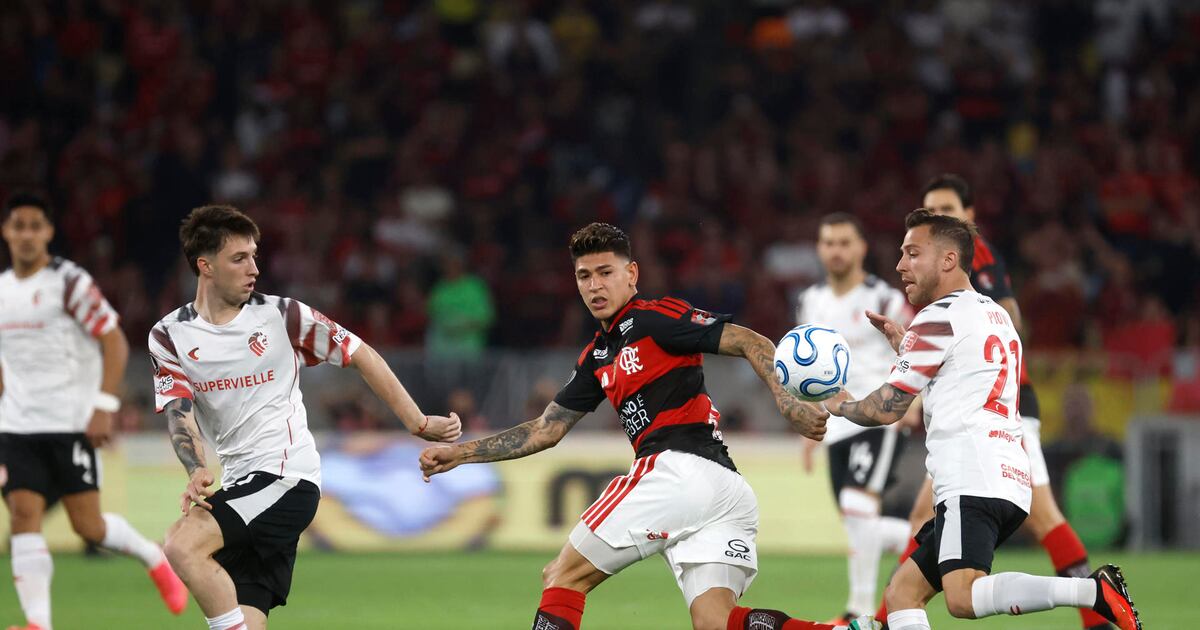 Flamengo recibe a Estudiantes en el Maracaná para definir la semifinal de la Libertadores