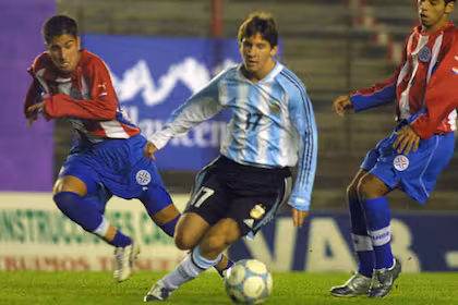 Messi volvió a entrenar en el predio de Ezeiza que lleva su nombre y se prepara para su despedida ante Benín