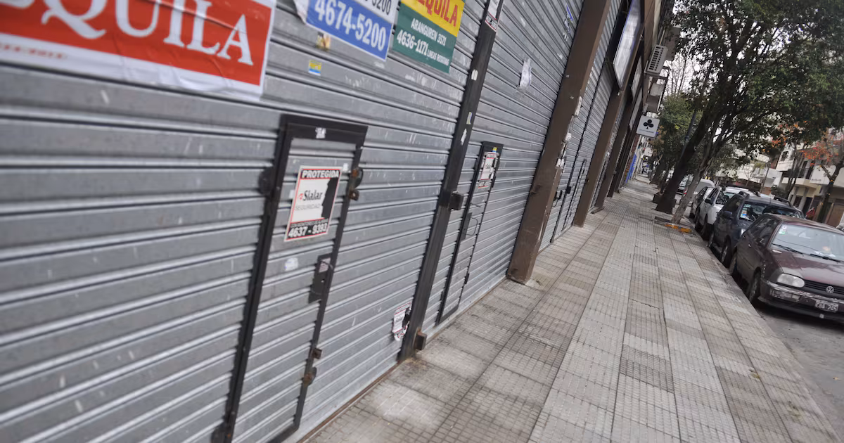 A un paso de la recesión: la actividad cae 1,7% interanual en agosto y apenas sube 0,1% mensual