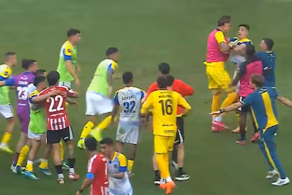 La AFA aplica tres meses de suspensión a Verón y a otros directivos por incidentes tras la Supercopa Internacional