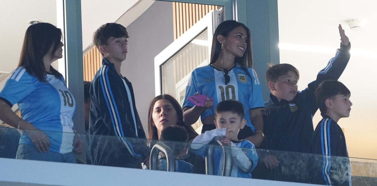 Familia Messi presente en la despedida en el Monumental: fotos y apoyo de los hinchas
