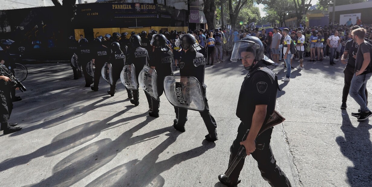 Despliegue de seguridad con 1.000 agentes para el Superclásico Boca-River en La Bombonera