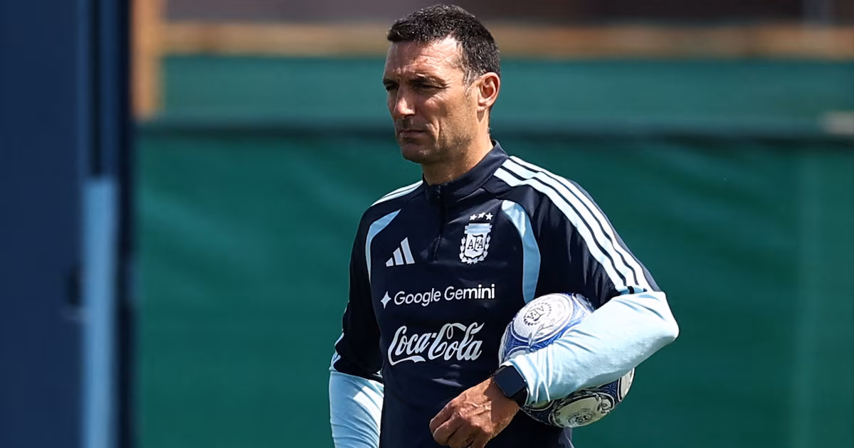 Scaloni asegura que no hay novedades sobre su futuro y defiende la continuidad junto a la rotación de nombres para los amistosos