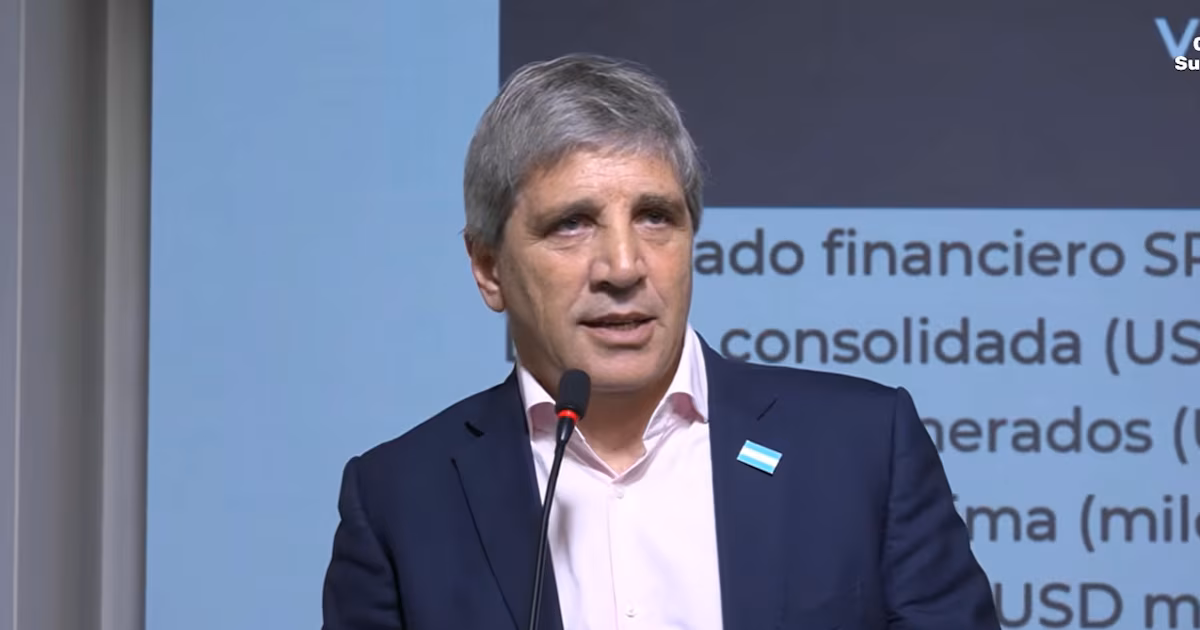 Caputo critica al kirchnerismo y a Kicillof, y presenta indicadores que, asegura, respaldan la gestión de Milei; advierte sobre el peso político de 2027