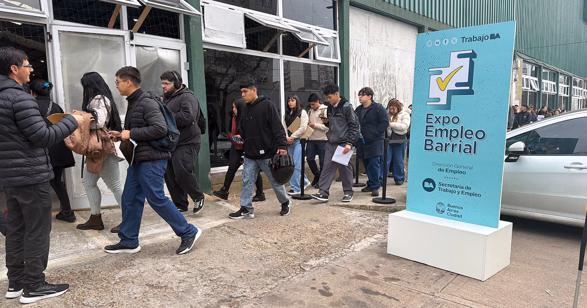 El costo real de pasar del empleo formal al informal, según un estudio privado
