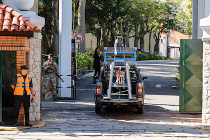 El Gobierno traslada la seguridad de Olivos a la Casa Militar y desata una reestructuración de personal
