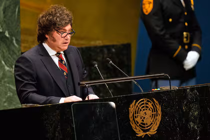 Milei explicó su corbata en la ONU y defendió la IA sin regulación previa