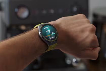 Huawei Watch GT 7 Pro y Amazfit T-Rex Dual Solar: dos relojes extremos para aventureros y deportes