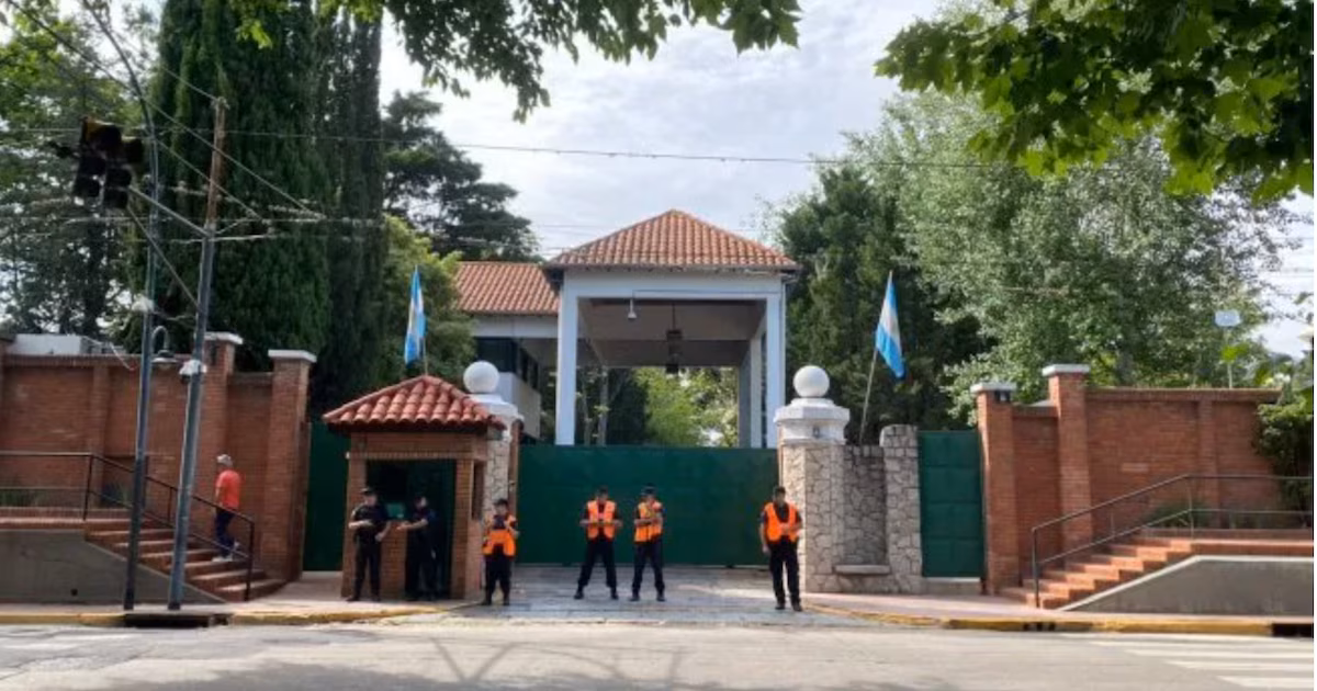 La Casa Militar asume la seguridad de Olivos y de las residencias de Milei; se disuelve la Administración General de la Quinta