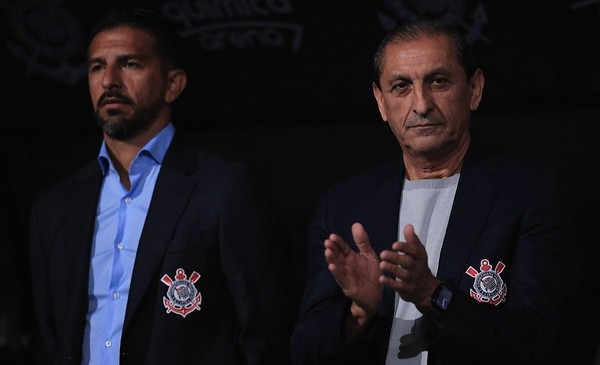Ramón Díaz rechazó tres ofertas de Corinthians para regresar a River Plate