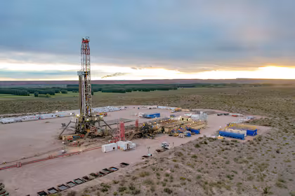 Vaca Muerta impulsa inversiones récord y exportaciones, acercando a Argentina a los 1 millón de barriles diarios