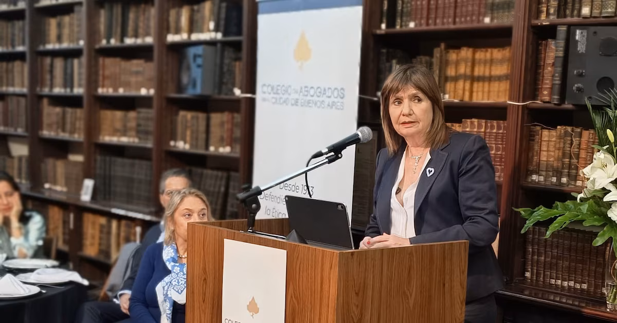 Bullrich afirmó que el Senado debatirá el jueves la reforma de la Carta Orgánica del BCRA