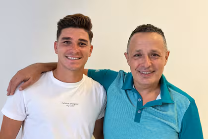 Julián Álvarez rompe con su representante tras la frustrada negociación con Barcelona y busca recomponer vínculo con Atlético