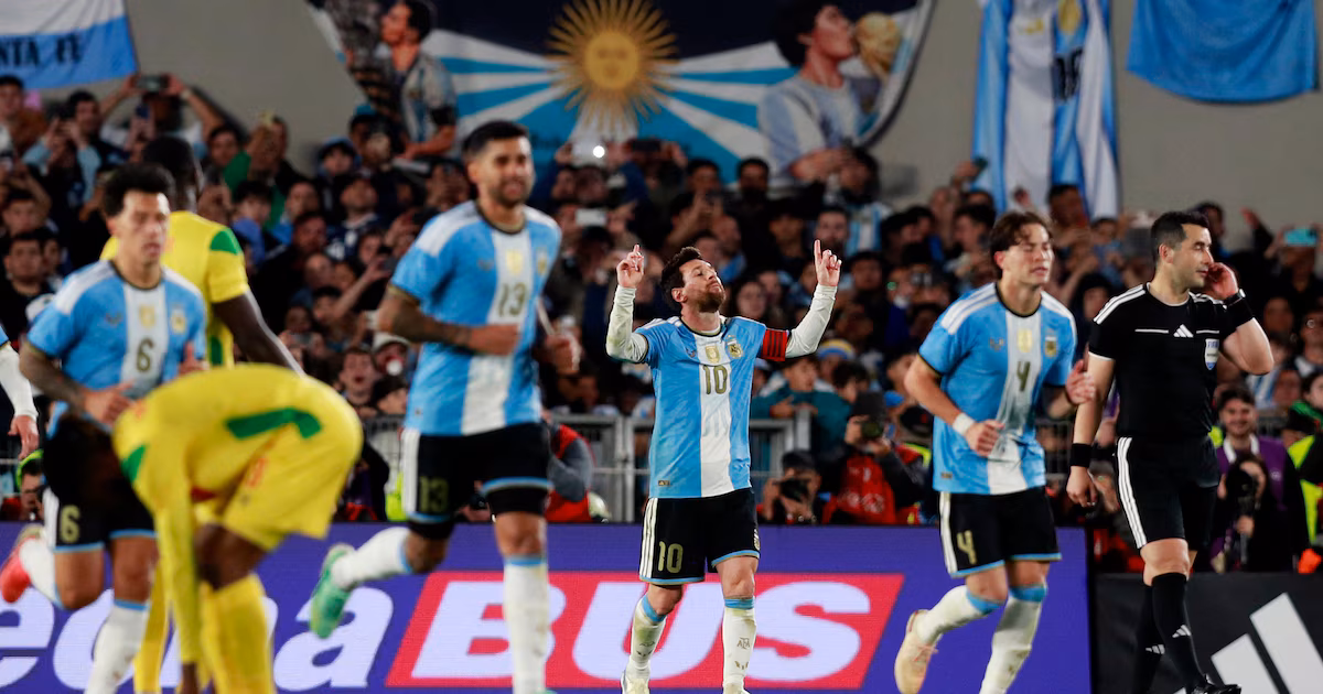 Messi se despide de la Albiceleste con un gol a Benín y cierra un ciclo de 21 años en la cima del fútbol mundial