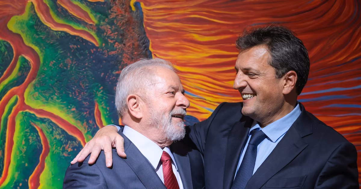 Massa expresó apoyo a Lula para la presidencia de Brasil con mensaje en X