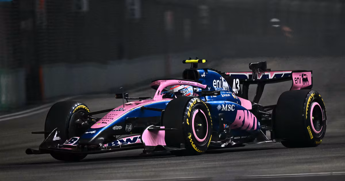 Colapinto queda fuera en la sprint de Singapur; Verstappen se impone y Hamilton y Leclerc completan el podio