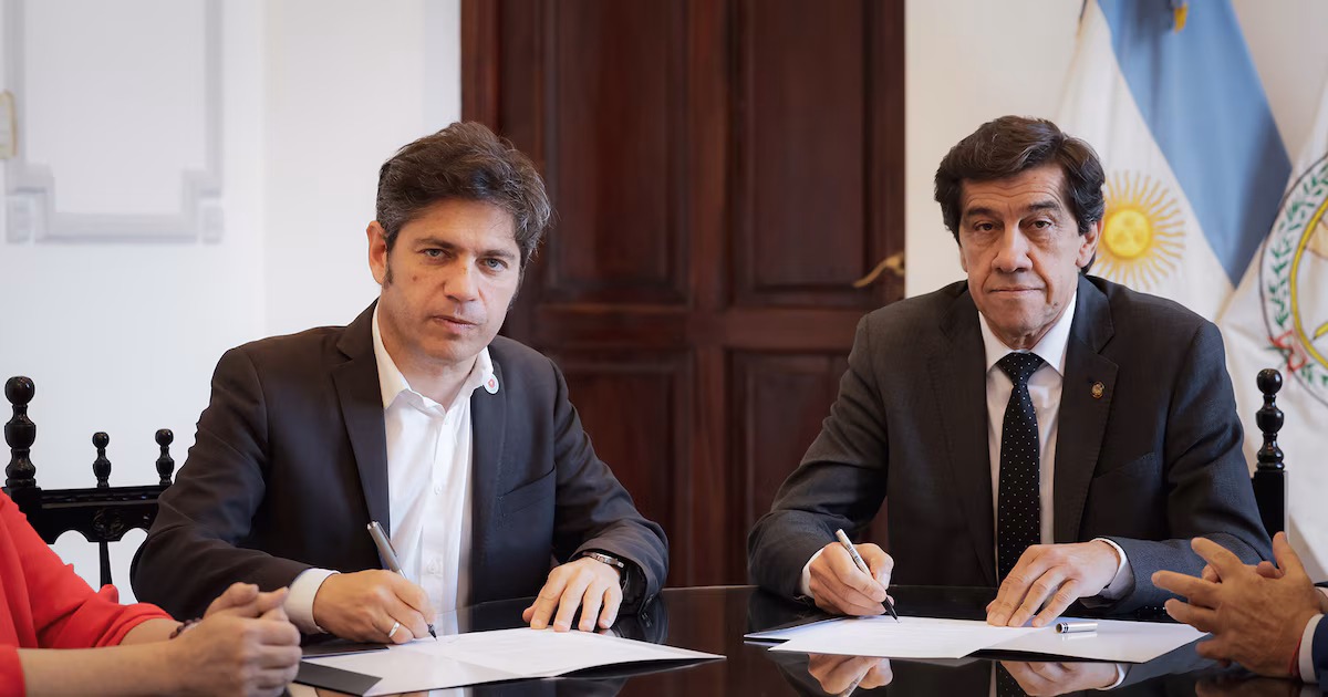 Kicillof defiende las PASO y propone construir un frente amplio para enfrentar a Milei