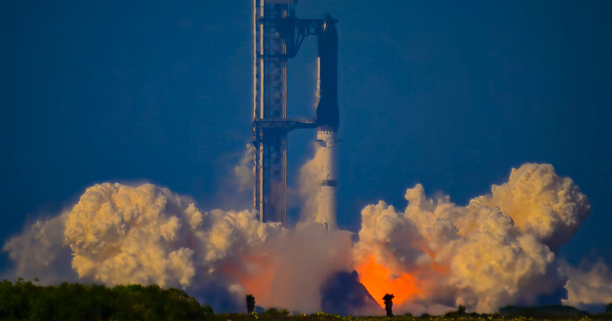 SpaceX propone alcanzar 456 lanzamientos anuales desde Boca Chica; la FAA inicia revisión ambiental