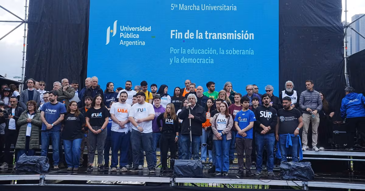 La quinta Marcha Federal Universitaria concluyó con la lectura de un documento unificado