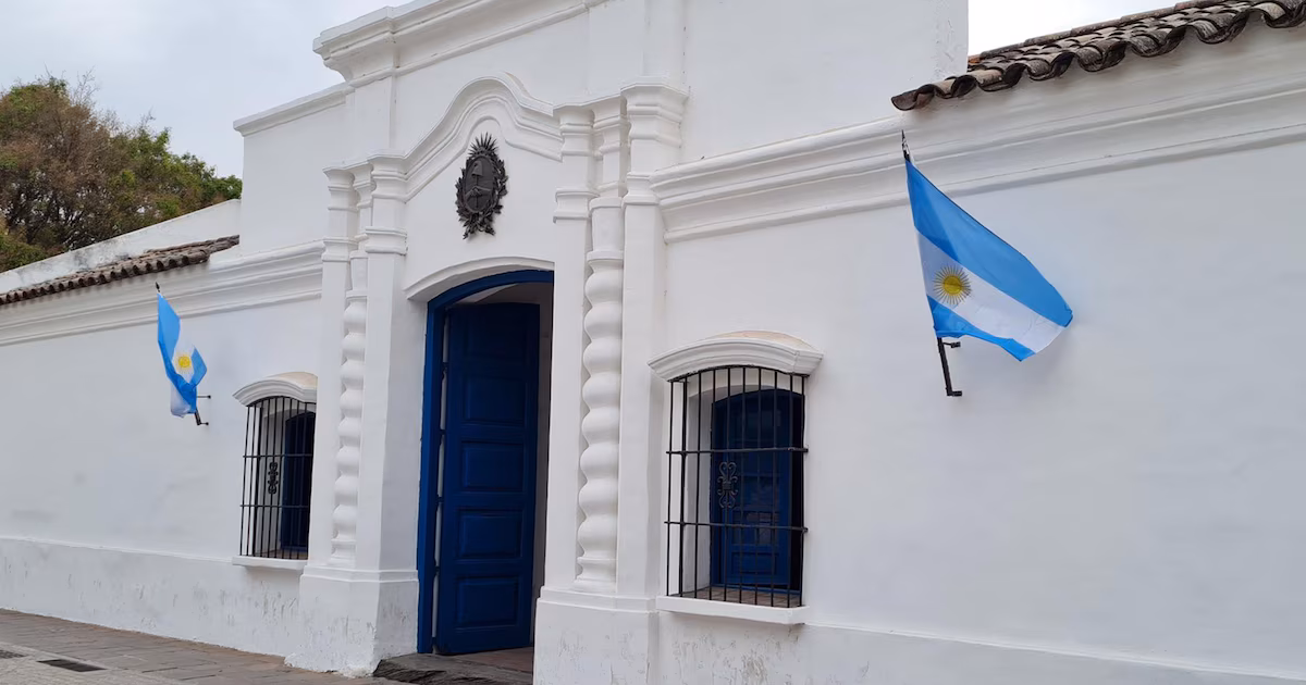 El Gobierno declara a San Miguel de Tucumán capital simbólica cada 9 de julio y reconoce el Camino de Brochero como patrimonio inmaterial