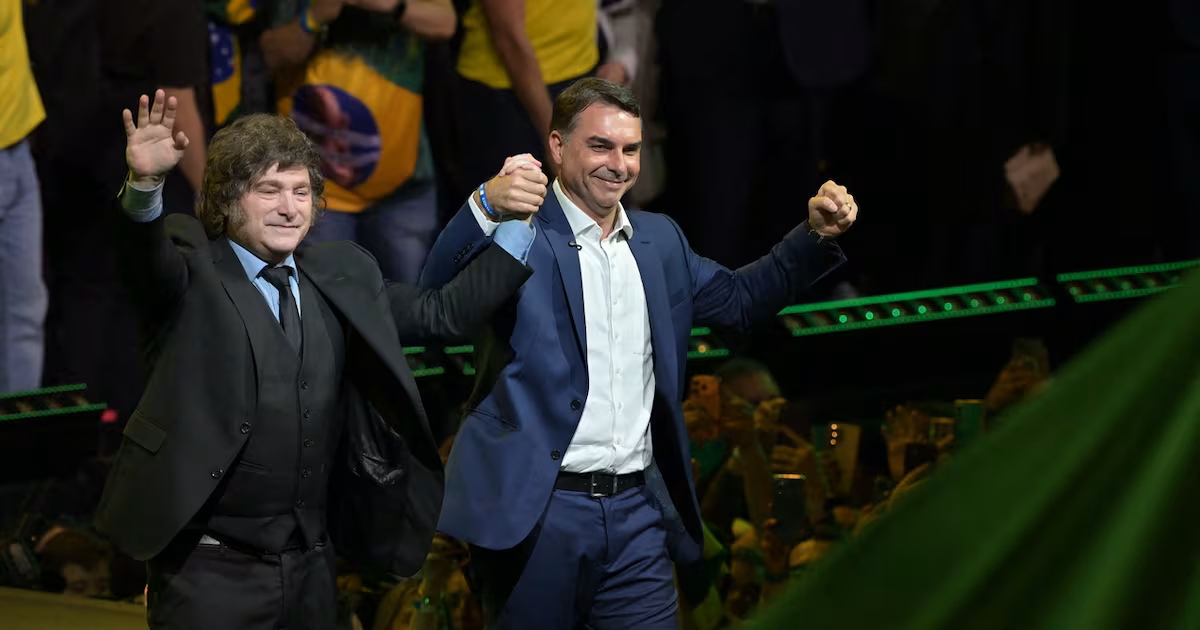 De Puerto Iguazú a Miami: cómo intervino la Casa Rosada en la fuga de Flavio Bolsonaro