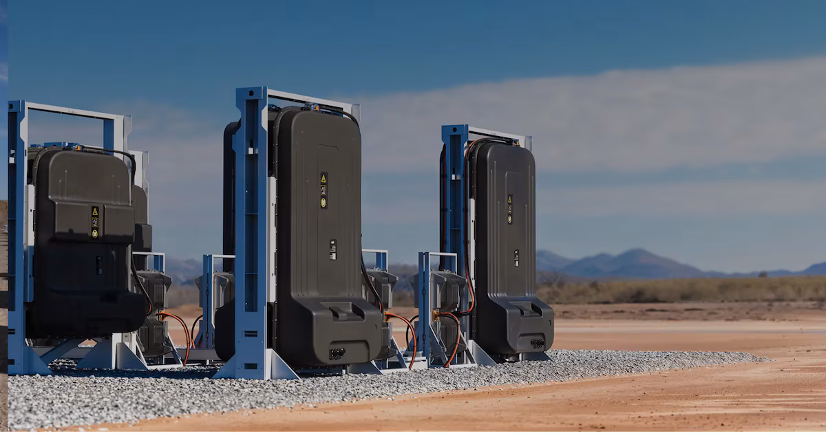 Baterías de autos en segunda vida alimentan plantas y centros de datos ante la escasez eléctrica