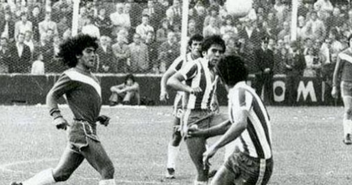 Hace 50 años, Maradona debutó en Argentinos Juniors y se gestó una leyenda