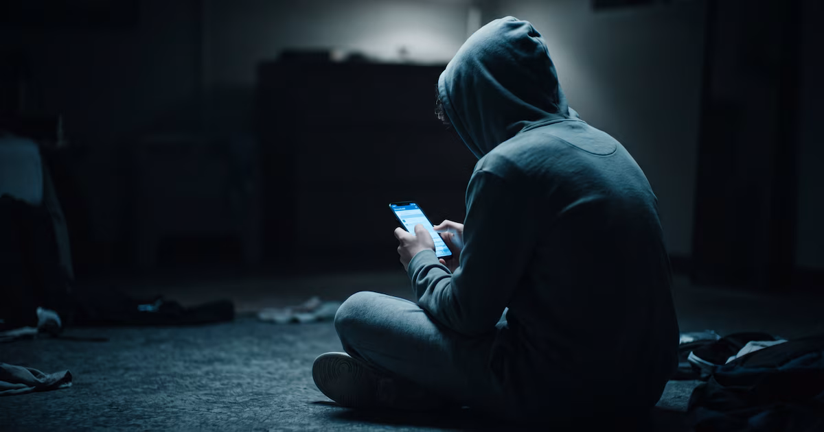 Un estudio alerta sobre el impacto de los asistentes de IA en desigualdades y habilidades sociales, y propone un marco de protección