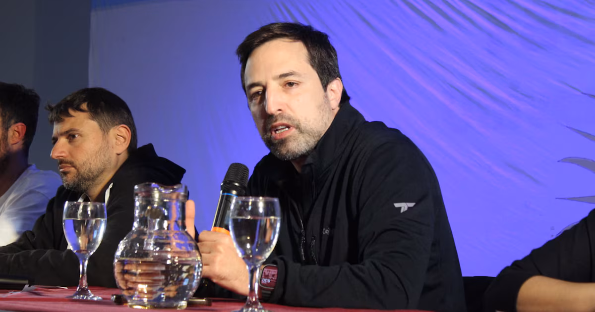 Construir una agenda de salud federal ante recortes: Kreplak y Grabois en La Plata
