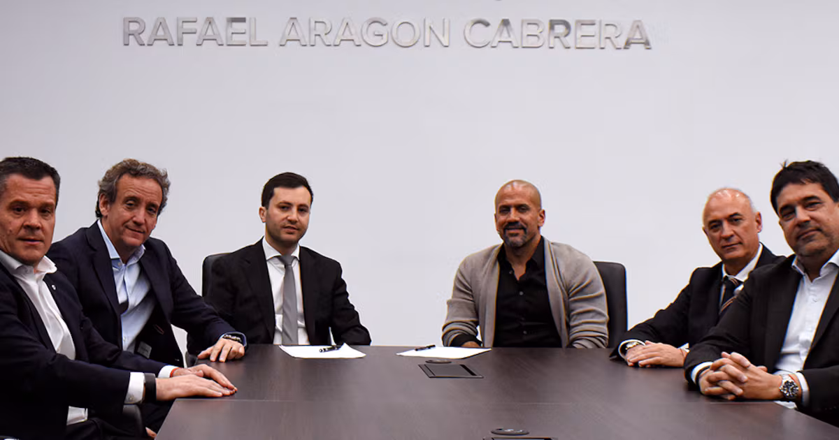 River y Estudiantes formalizan una mesa de trabajo para impulsar el fútbol argentino
