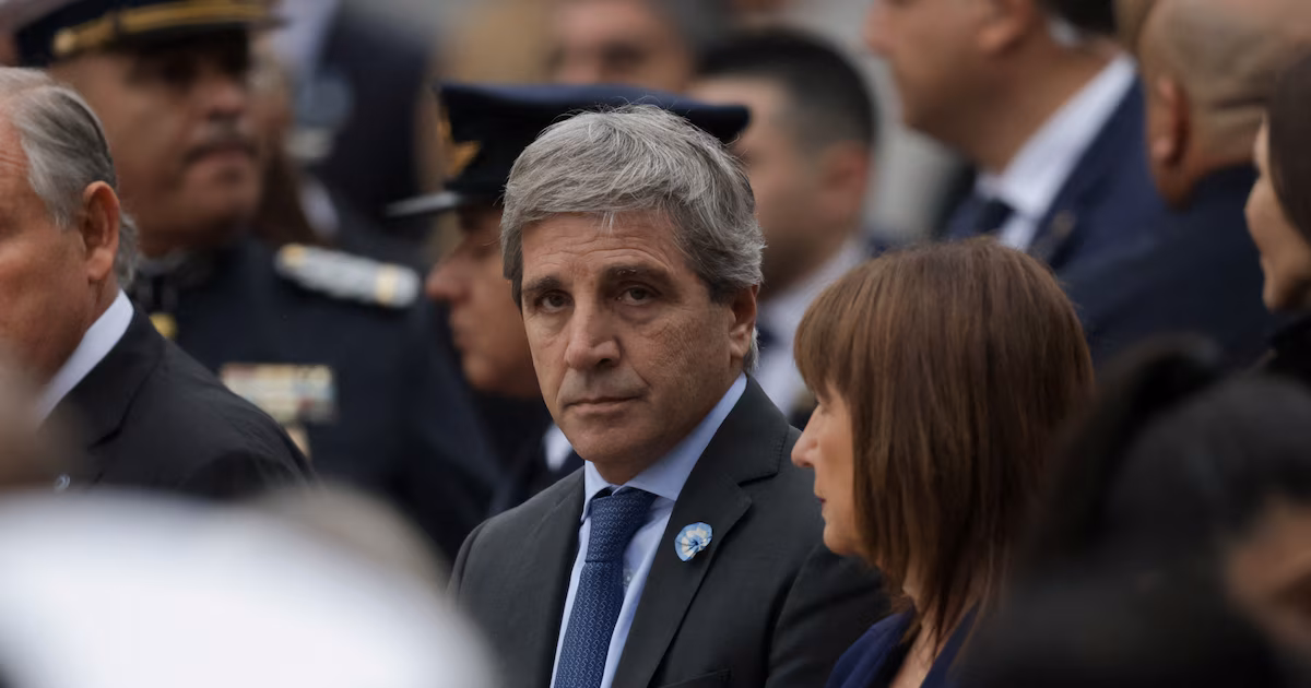 El Gobierno afronta vencimientos por USD 4.000 millones hasta diciembre y busca fuentes de dólares