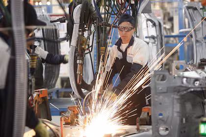 Por qué la economía crece menos de lo esperado para 2027