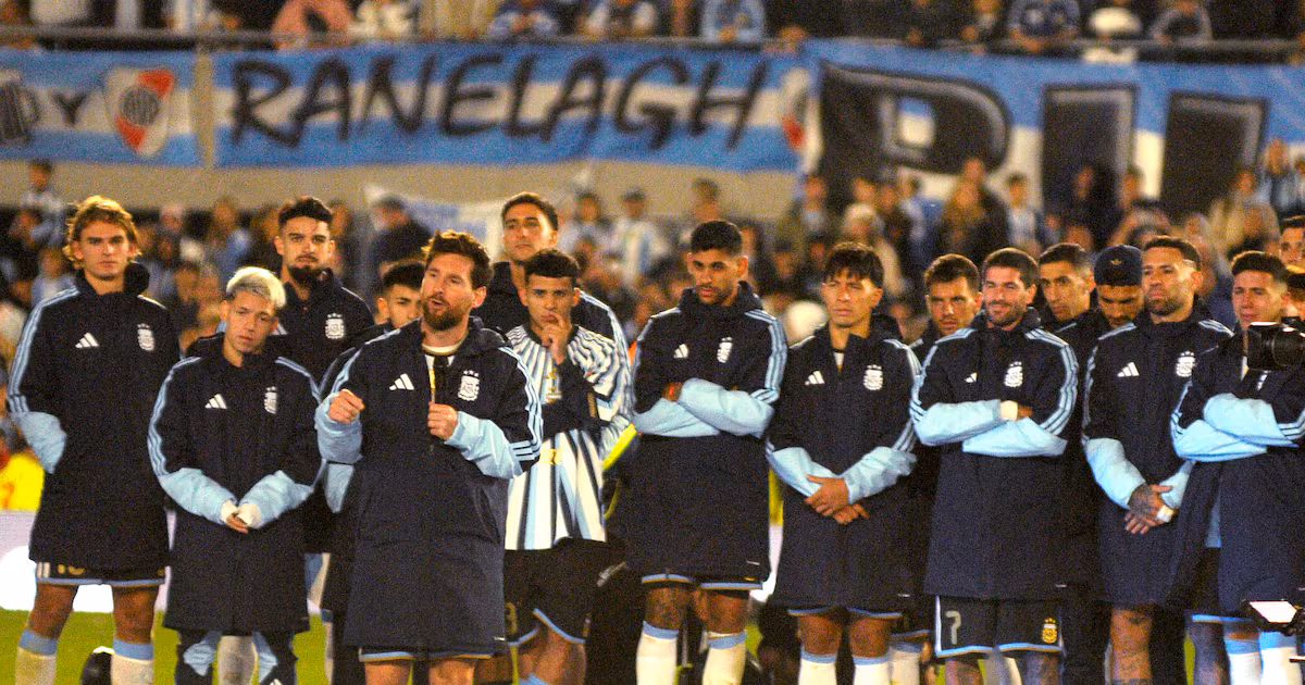 La era post Messi: Scaloni avanza en la continuidad y el recambio generacional de la Albiceleste